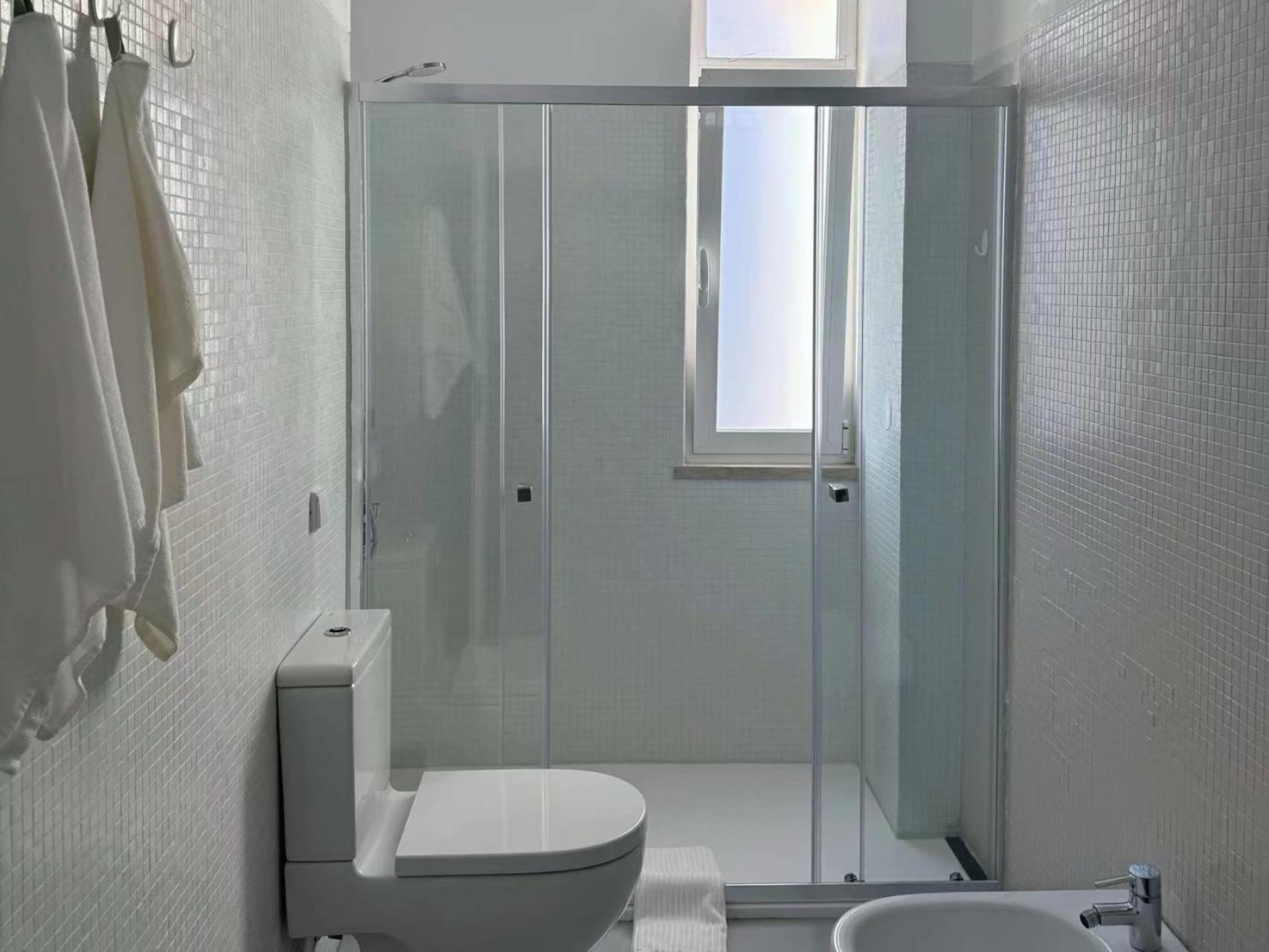 Comfy Room Near Metro & Airport Lisboa Dış mekan fotoğraf